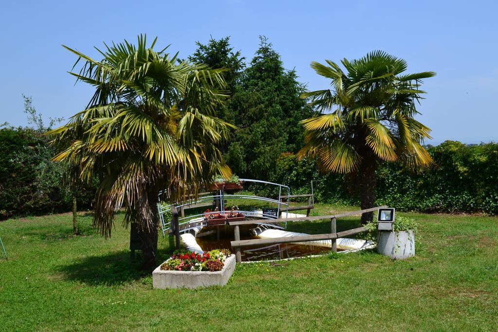 Agriturismo Casa Maria Teresa Villa Sommacampagna Bagian luar foto