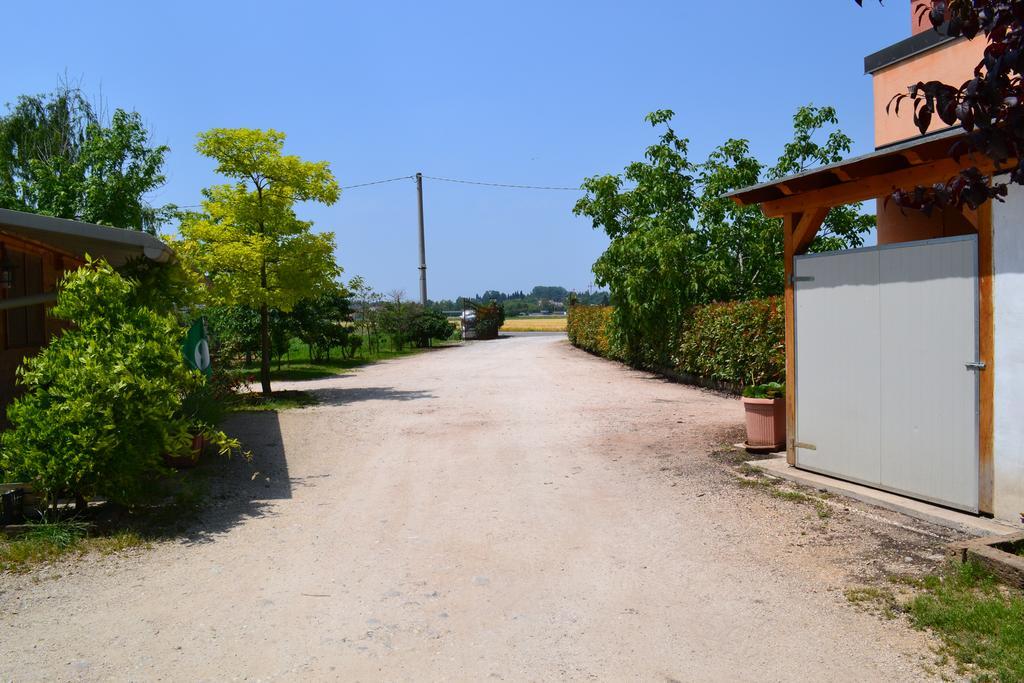 Agriturismo Casa Maria Teresa Villa Sommacampagna Bagian luar foto